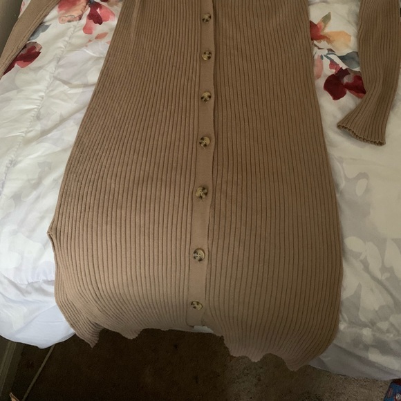 Long tan button up dress from forever 21 - Picture 2 of 3